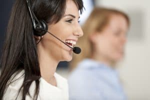Image of a virtual receptionist providing answering service in Florida