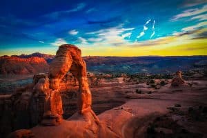 Image of Delicate Arch in Utah at sunset