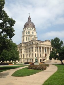 Image of the capitol building in Kansas