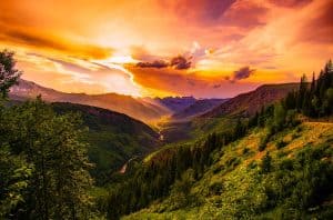 Image of a valley at sunset in Montana