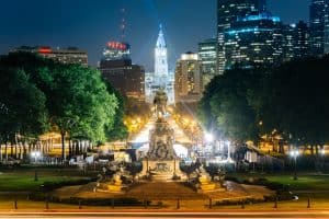 Image of Eakins Oval and the Philadelphia city center