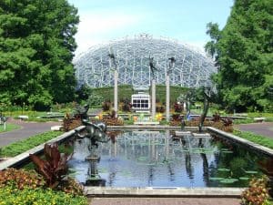 Image of the botanical gardens in St. Louis, MO